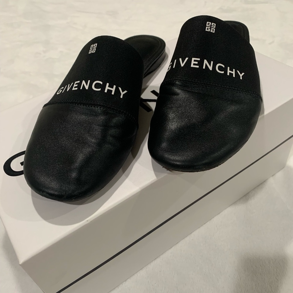 Givenchy Black Mules - SIZE 39 - AUTHENTIC